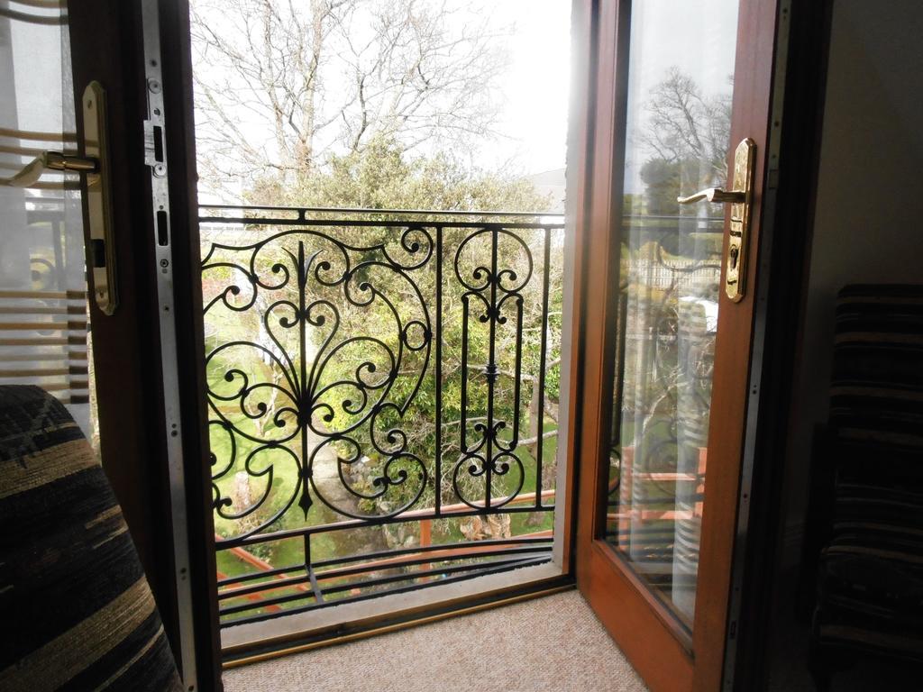 The Old Manse B & B Ballycastle Bilik gambar
